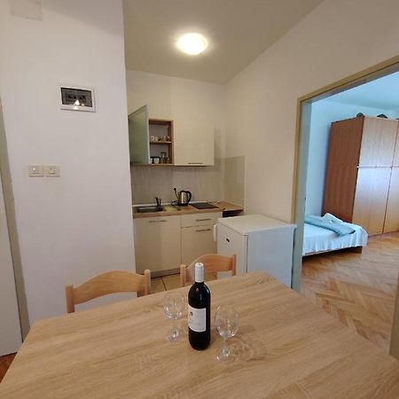 Apartments Kocijan Sukošan Eksteriør bilde