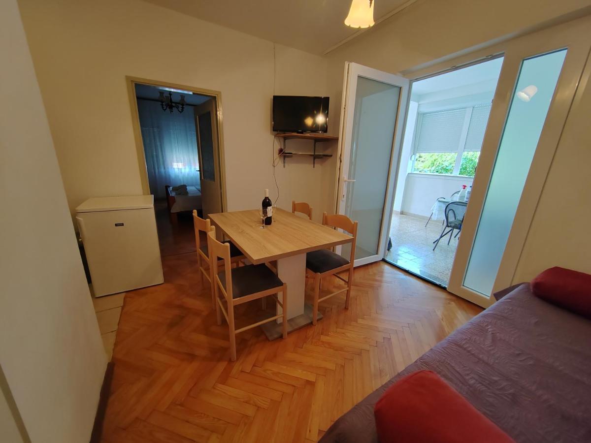Apartments Kocijan Sukošan Eksteriør bilde