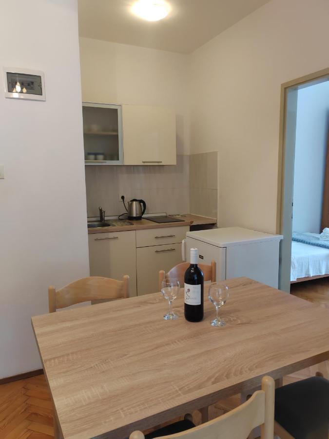 Apartments Kocijan Sukošan Eksteriør bilde