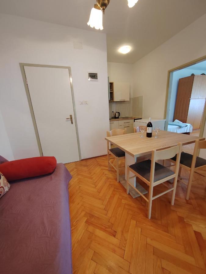 Apartments Kocijan Sukošan Eksteriør bilde